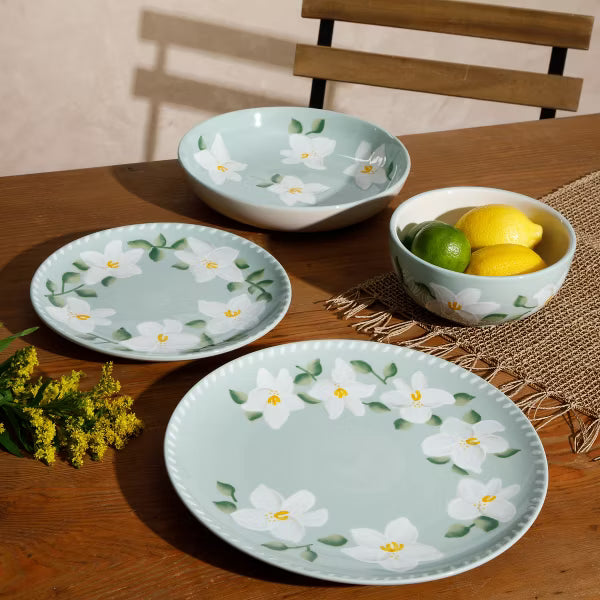 Juego de vajilla floral de 16 piezas con platos y cuencos de cerámica pintados a mano, de doble cuenco Bloomhouse Magnolia Bloom