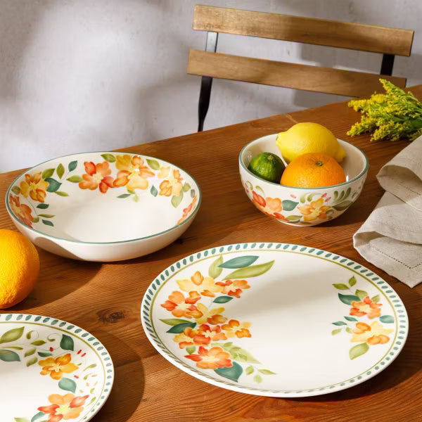 Juego de vajilla floral Bloomhouse Cassia Bud de 16 piezas con platos y cuencos de cerámica pintados a mano y doble cuenco.